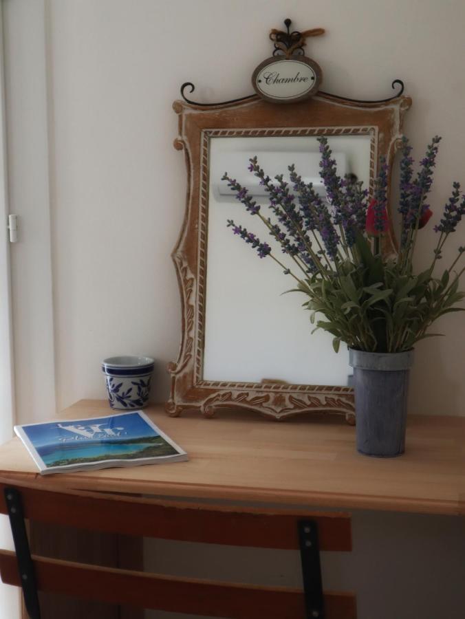 Le Jardin Des Selves Bed & Breakfast Драгинян Екстериор снимка