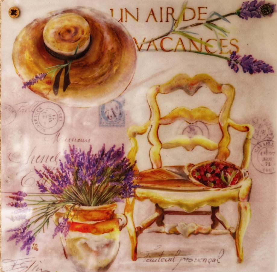Le Jardin Des Selves Bed & Breakfast Драгинян Екстериор снимка